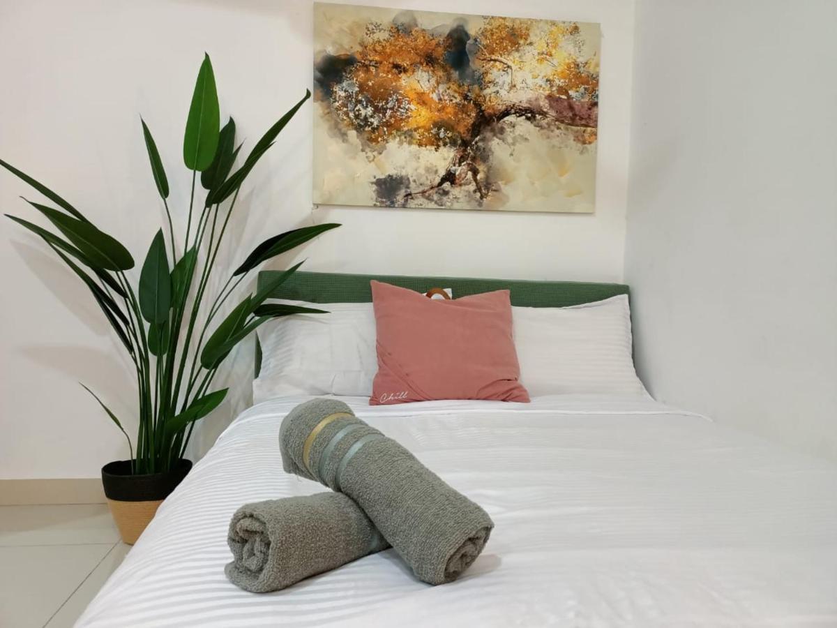 Family Suites At Mansion One By Maj George Town Extérieur photo