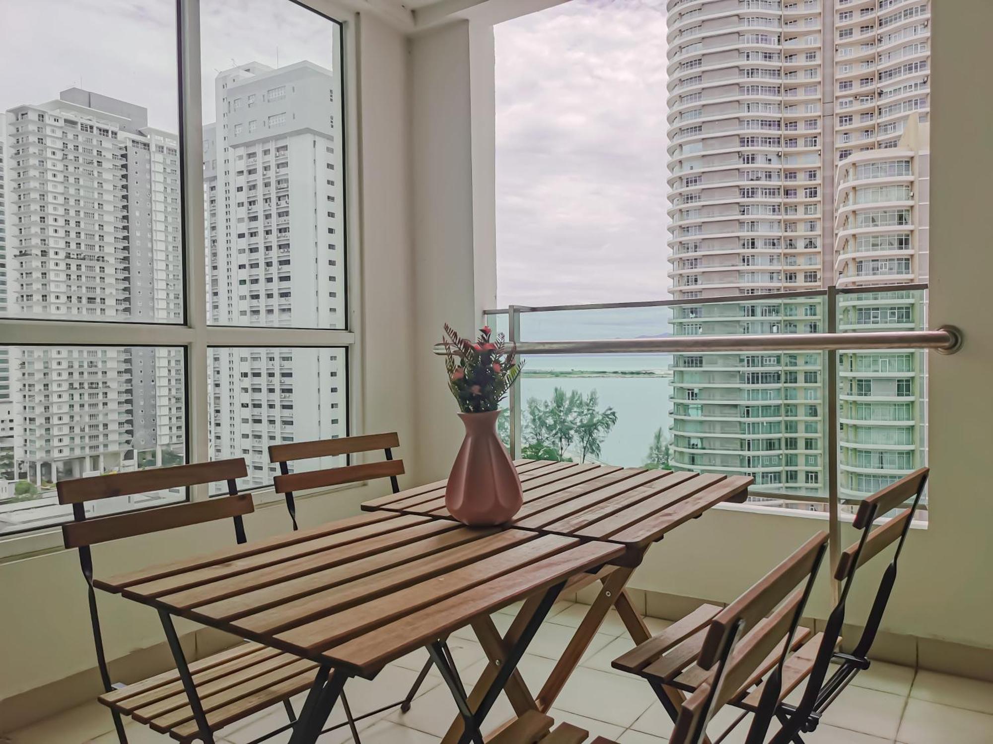 Family Suites At Mansion One By Maj George Town Extérieur photo