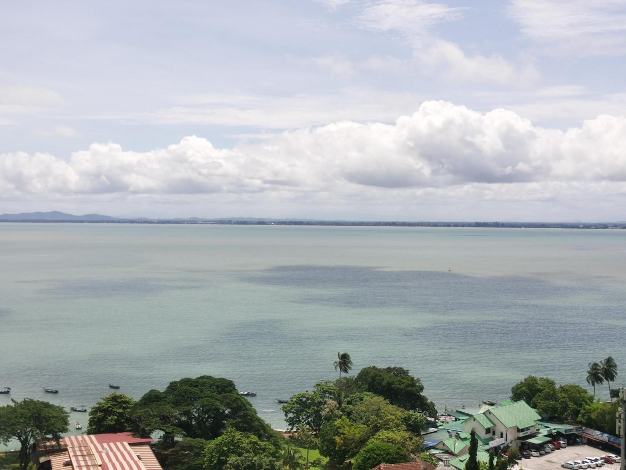 Family Suites At Mansion One By Maj George Town Extérieur photo