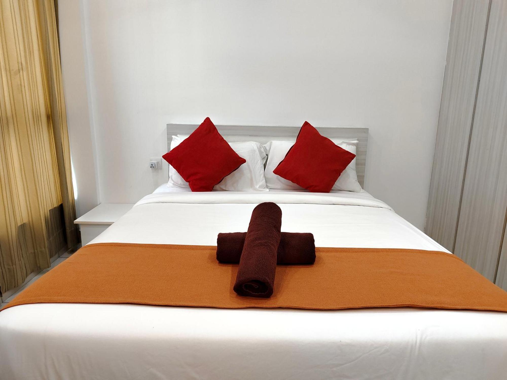 Family Suites At Mansion One By Maj George Town Extérieur photo